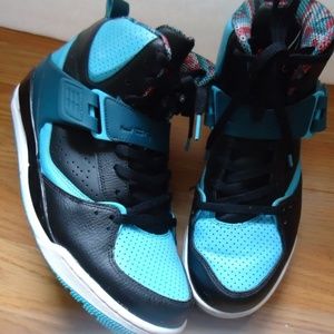 Size 11.5. Nike AIR Jordan Flight Basketball Sneakers shoes.